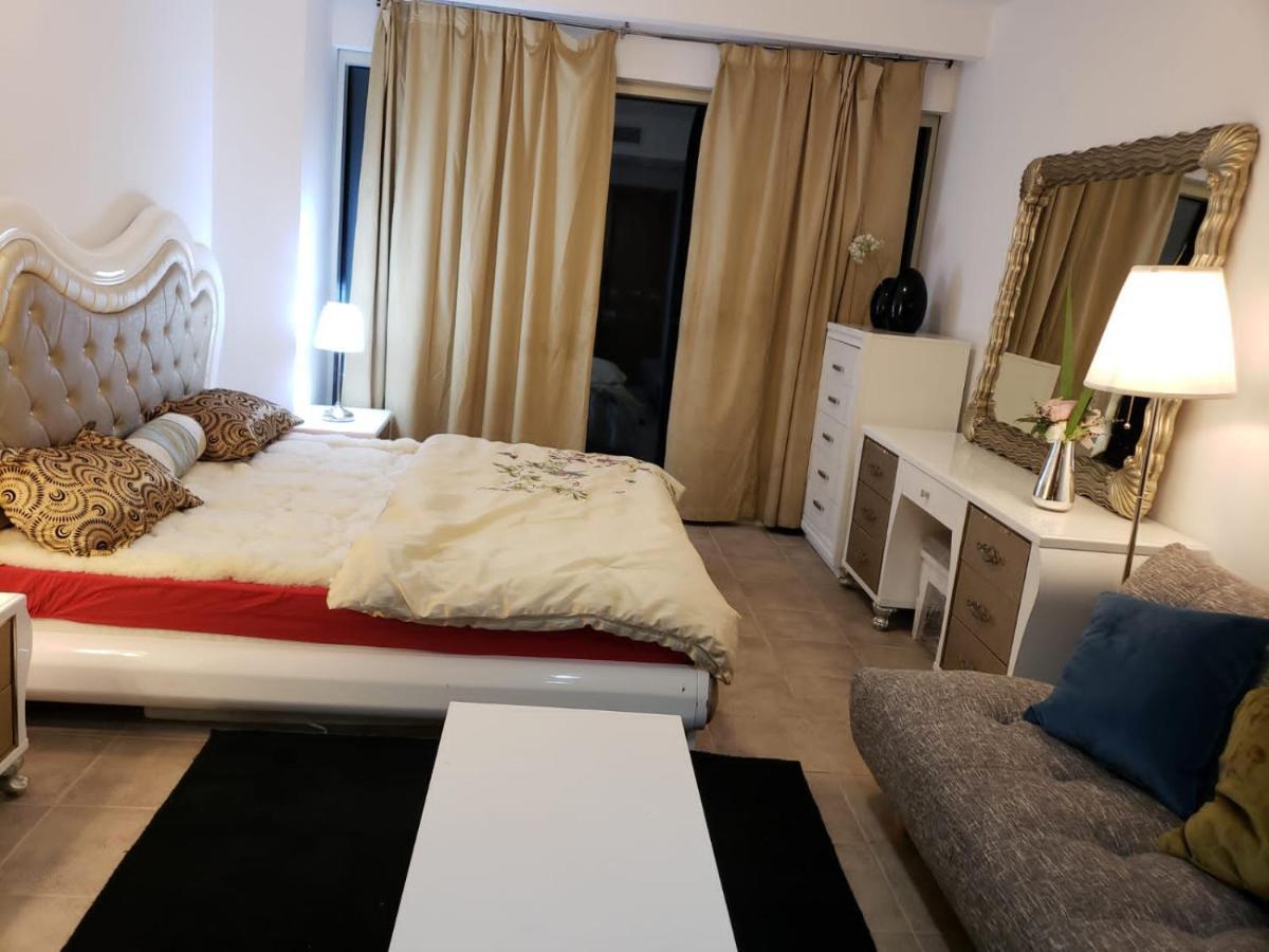 Travelers Backpackers Hostel ดูไบ ภายนอก รูปภาพ