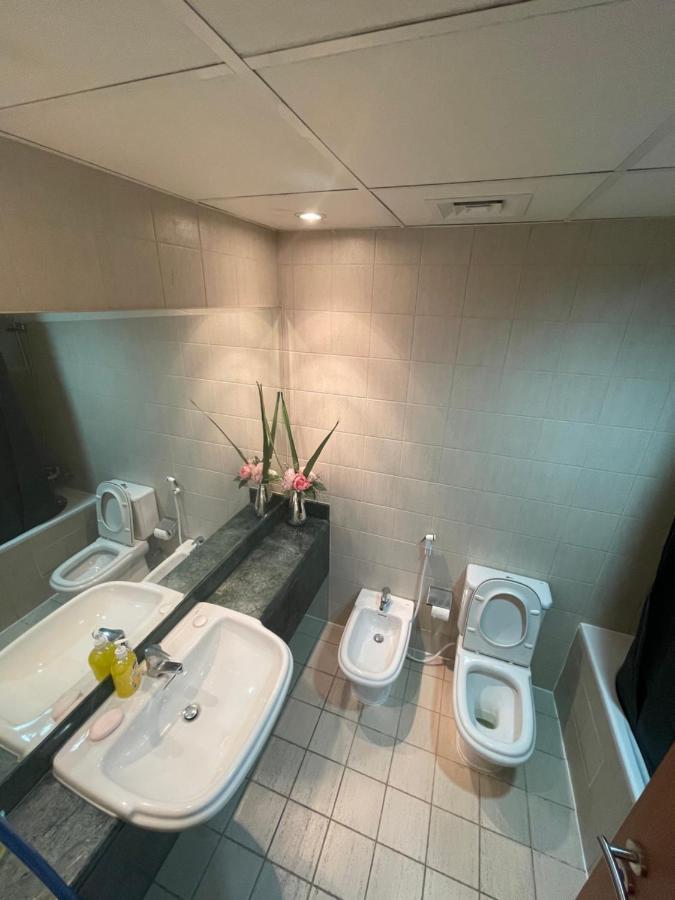 Travelers Backpackers Hostel ดูไบ ภายนอก รูปภาพ