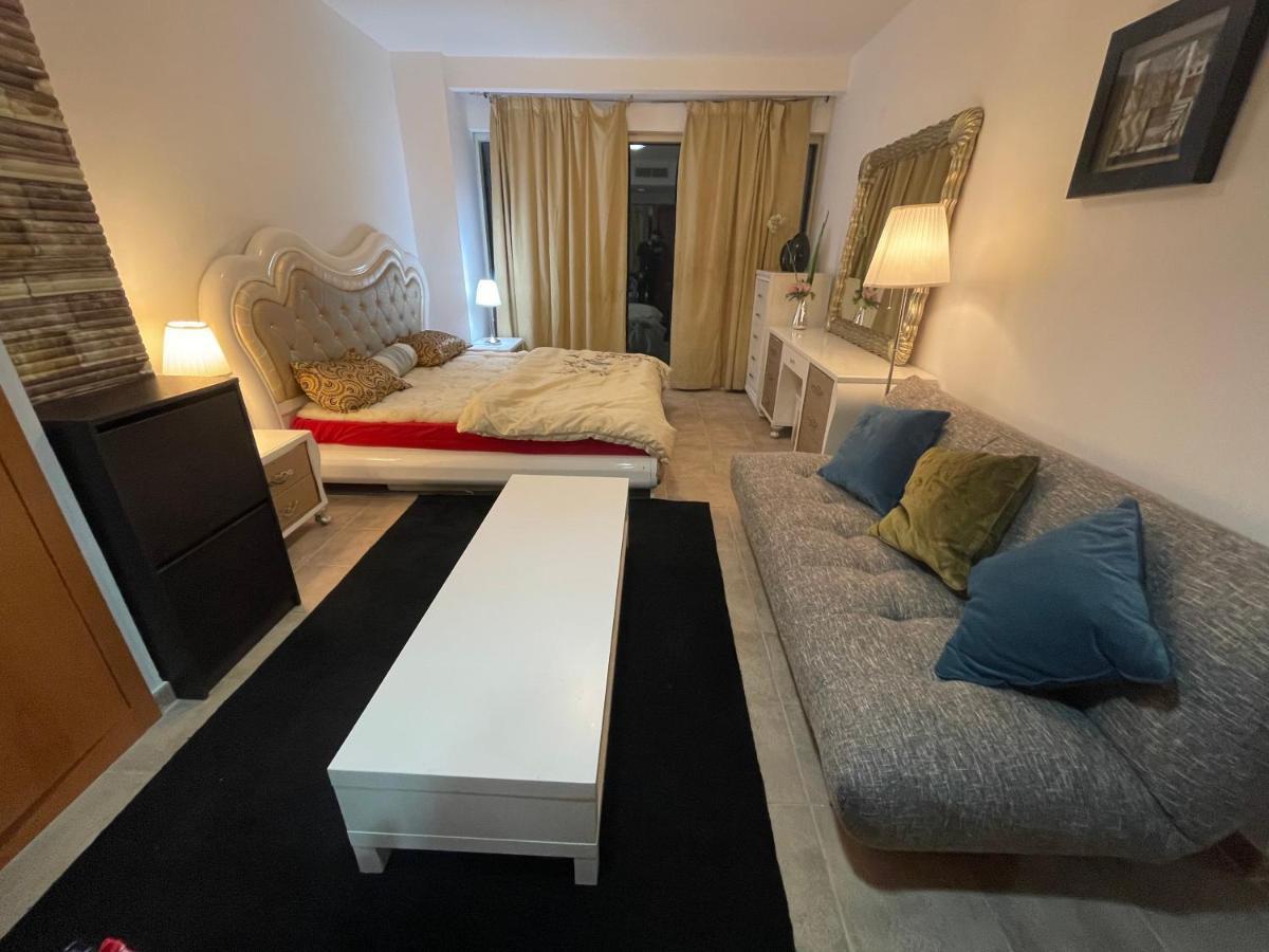 Travelers Backpackers Hostel ดูไบ ภายนอก รูปภาพ