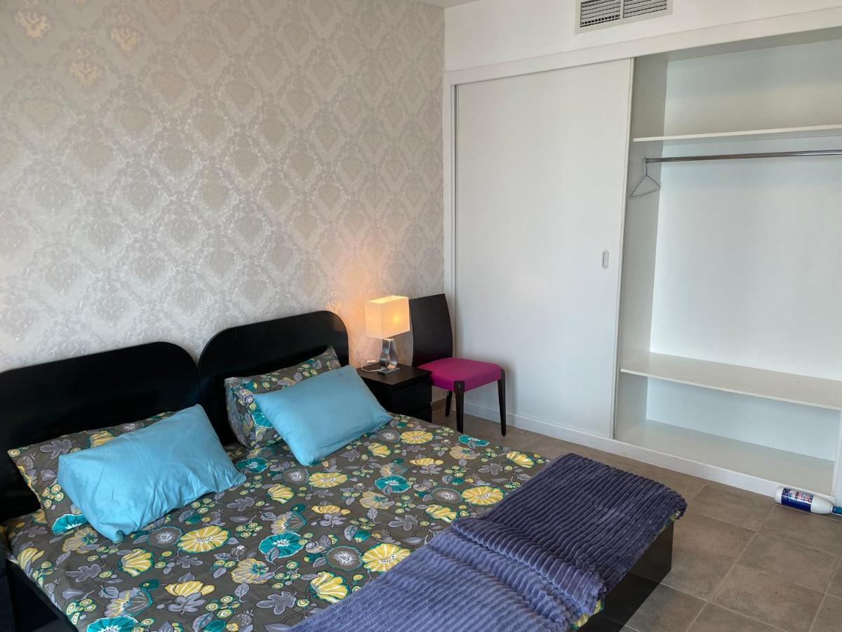 Travelers Backpackers Hostel ดูไบ ภายนอก รูปภาพ