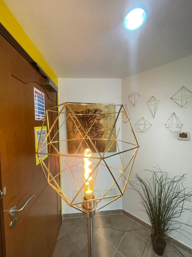 Travelers Backpackers Hostel ดูไบ ภายนอก รูปภาพ